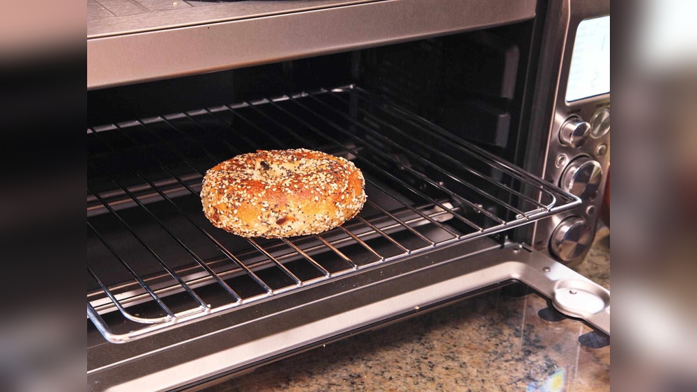 How Long to Toast Bagel in Oven: Perfect Crispy Tips Revealed