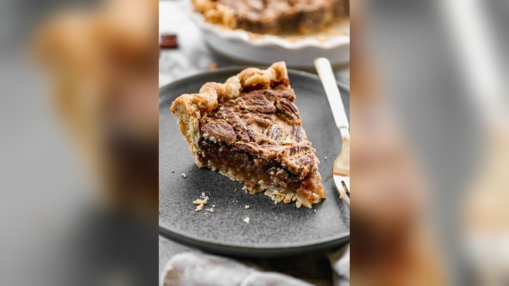 Are You Supposed To Put Pecan Pie In The Fridge? Expert Tips!