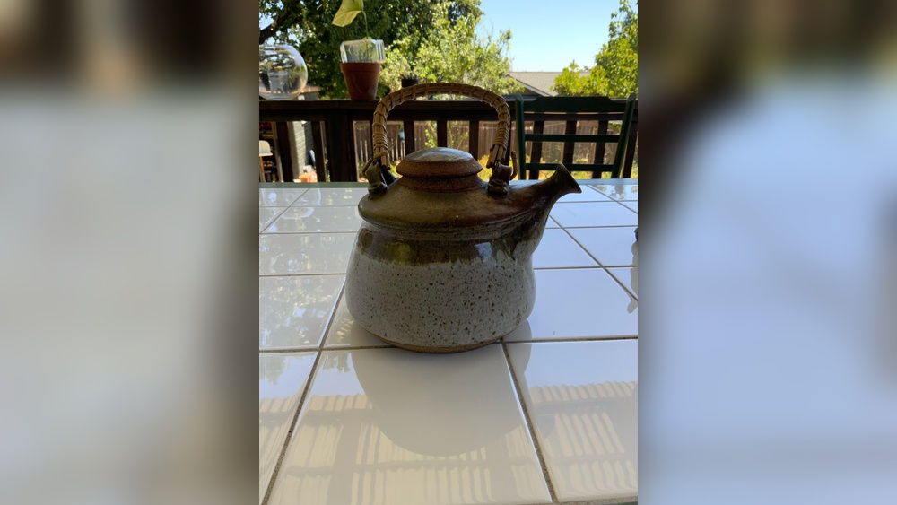 Can Glazed Clay Pots Be Used On A Gas Stove? Expert Tips Revealed