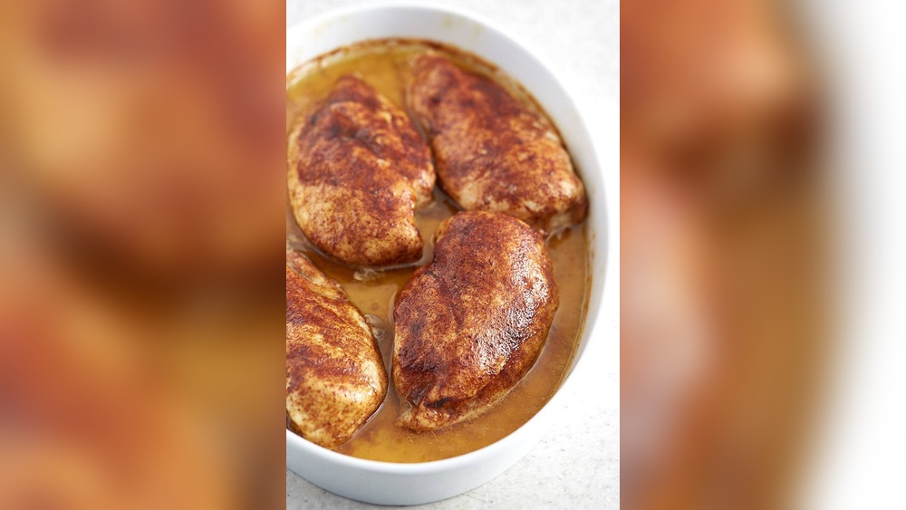 How Do I Slow Cook Chicken Breast In The Oven: Easy, Juicy Recipe Tips
