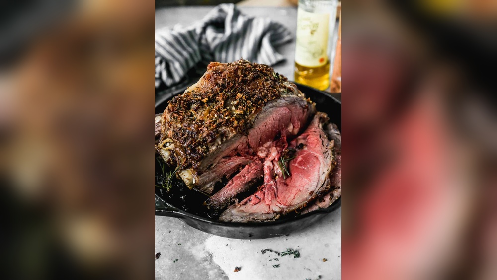 How Do You Cook A 4 Lb Prime Rib Roast: Perfect Juicy Recipe Tips