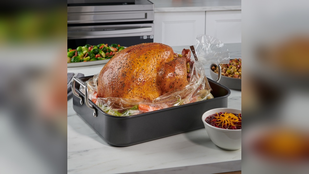 How Do You Cook A Turkey In An Oven Bag: Easy, Juicy, Perfect Results