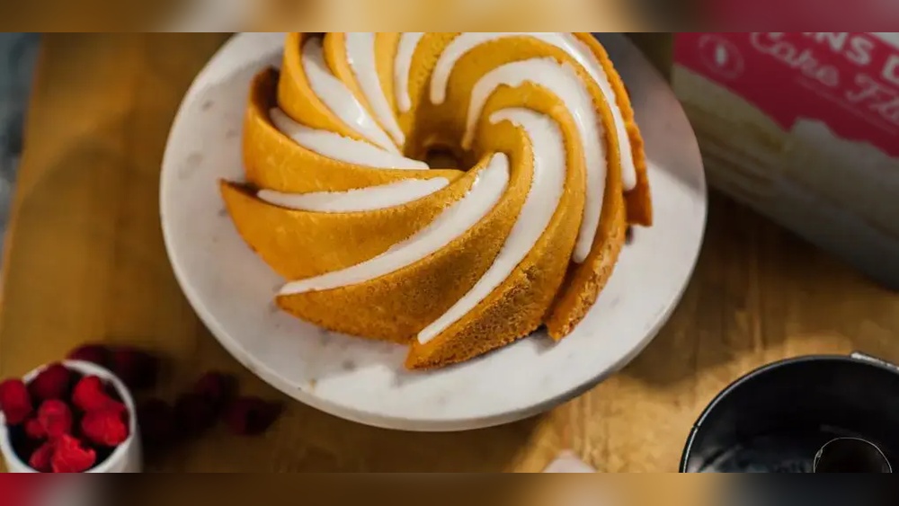 What Is The Minimum Temperature To Keep Whipped Cream Safe: Essential Tips