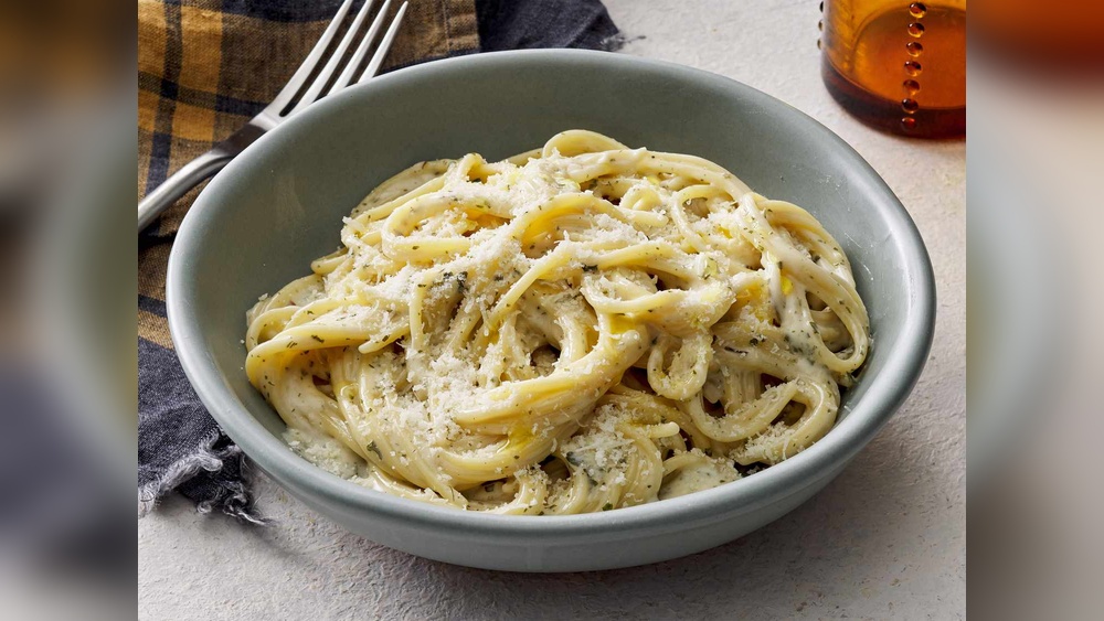 Creamy Garlic Parmesan Fettuccine Recipe: Irresistibly Rich & Easy